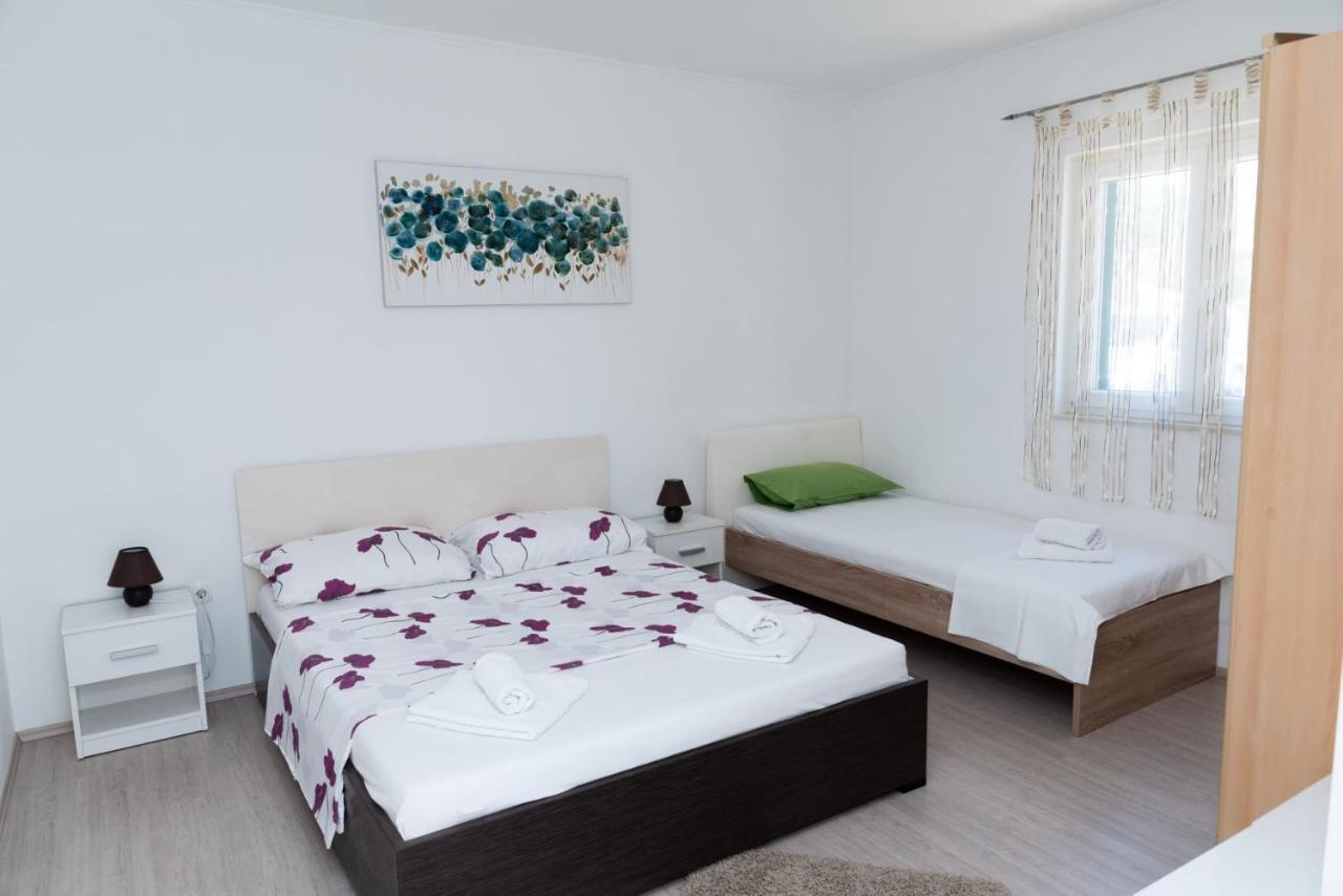 Apartment Tanja Kastela Exterior photo