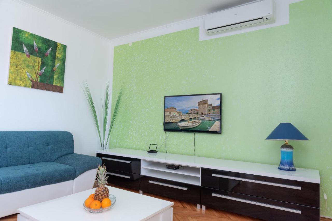 Apartment Tanja Kastela Exterior photo