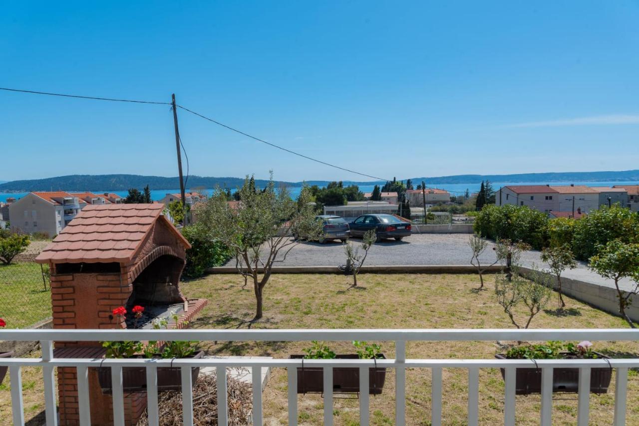 Apartment Tanja Kastela Exterior photo