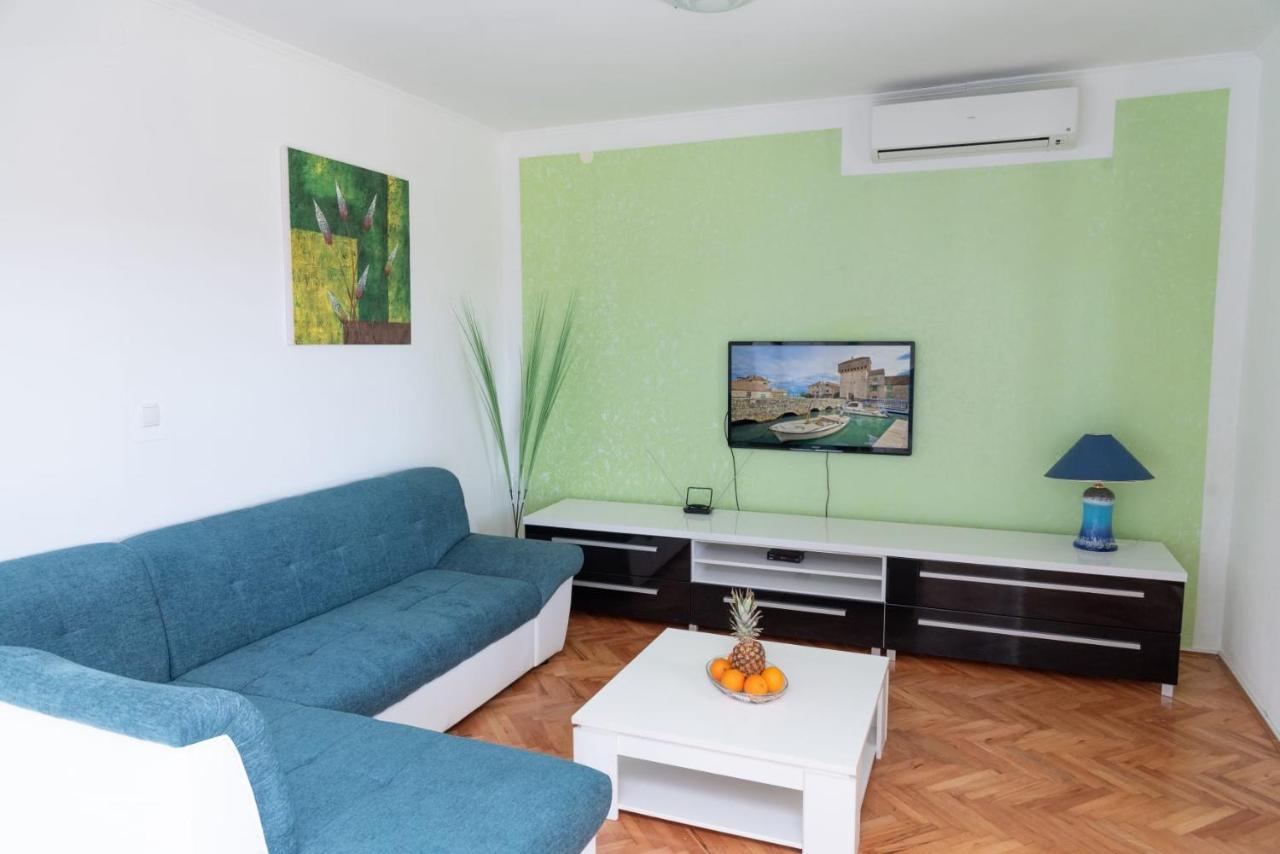Apartment Tanja Kastela Exterior photo