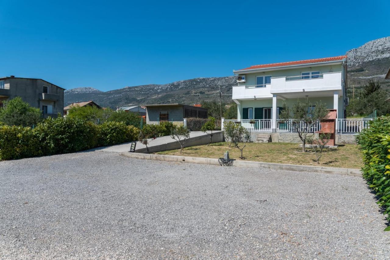 Apartment Tanja Kastela Exterior photo