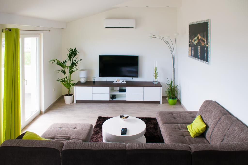 Apartment Tanja Kastela Exterior photo